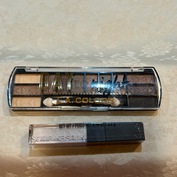 NWT Eye shadow bundle: Sonia Kashuk crème shadow + LA Colors Palette. - Picture 1 of 5